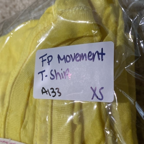 Free People FP Movement Yellow Short Sleeve T-Shirt Sz XS Summer Sheer Beach - Picture 10 of 10